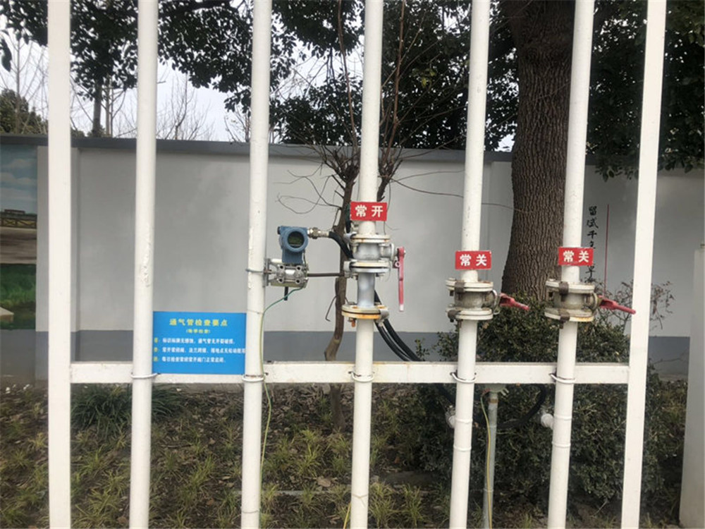 上海某加油站流量監(jiān)測(cè)和差壓壓力監(jiān)測(cè)